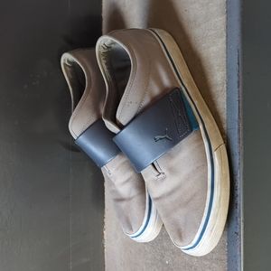 Puma Slip On Gray w/ Blur Accents Size 9 Sneaker Super Cool